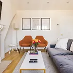 The London Crib - Relaxing 1Bdr Flat With Terrace