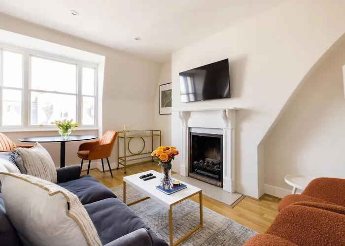 The London Crib - Relaxing 1Bdr Flat With Terrace
